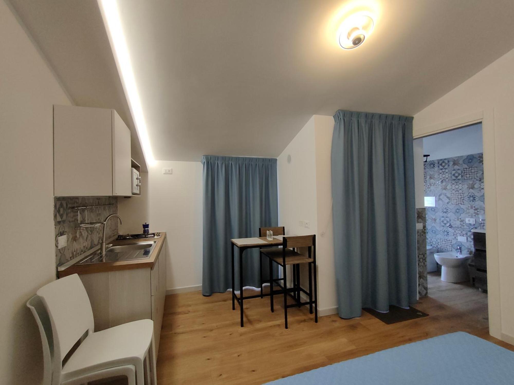 Dh Studio Apartments Кастелламмаре-дель-Голфо Экстерьер фото