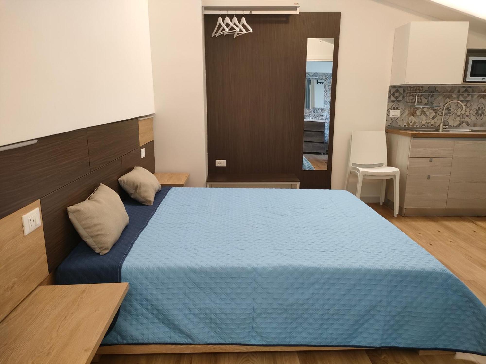Dh Studio Apartments Кастелламмаре-дель-Голфо Экстерьер фото