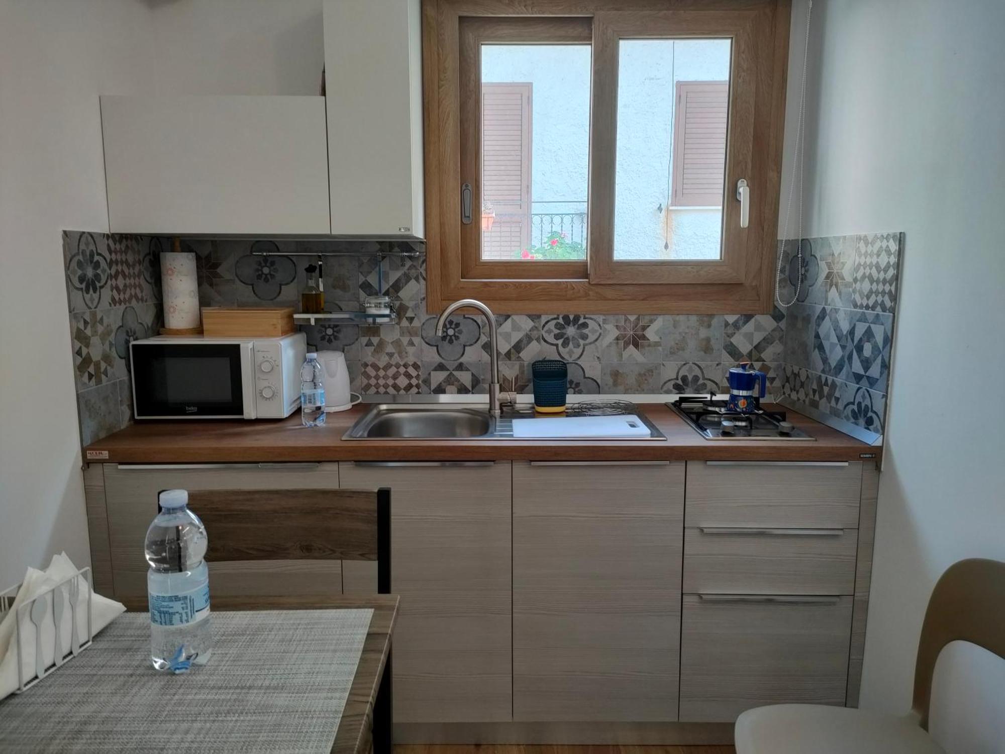 Dh Studio Apartments Кастелламмаре-дель-Голфо Экстерьер фото